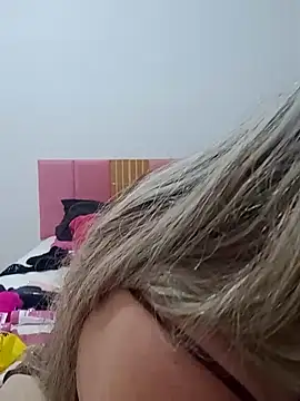 Snapshot of titiasexy chatting on 11/28/25, 02:53 titiasexy online show from 11/28/25, 02:53