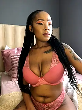 Nicole Liam  online show from 10/11/25, 04:55