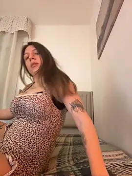 Snapshot of Sashabunny chatting on 04/16/26, 09:39 Sashabunny online show from 04/16/26, 09:39