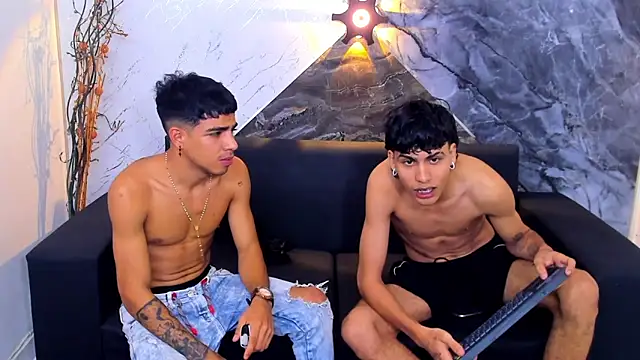 Snapshot of Hottwinkguys chatting on 01/30/25, 04:16 Hottwinkguys online show from 01/30/25, 04:16