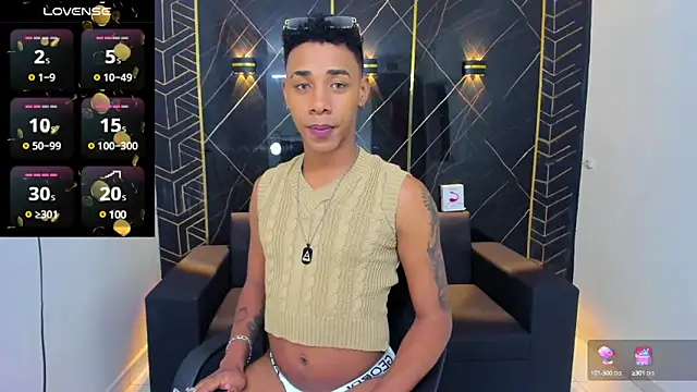 Snapshot of Hottwinkguys chatting on 02/09/25, 04:25 Hottwinkguys online show from 02/09/25, 04:25