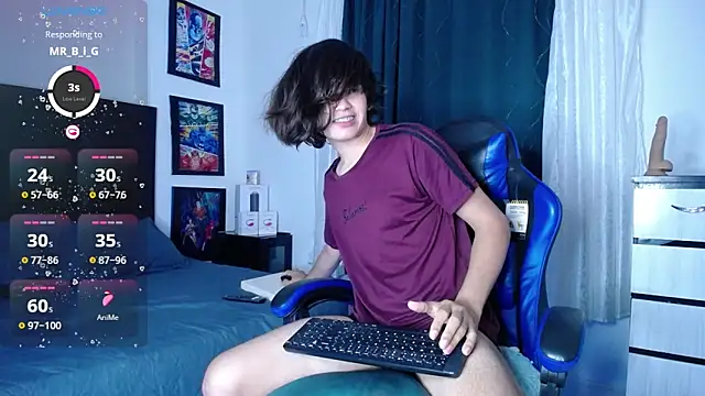 Snapshot of andyboy- chatting on 05/15/26, 11:56 andyboy- online show from 05/15/26, 11:56