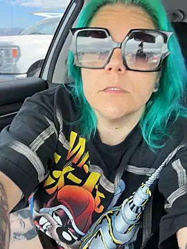 Snapshot of CherryBombBomb chatting on 10/14/25, 06:09 CherryBombBomb online show from 10/14/25, 06:09