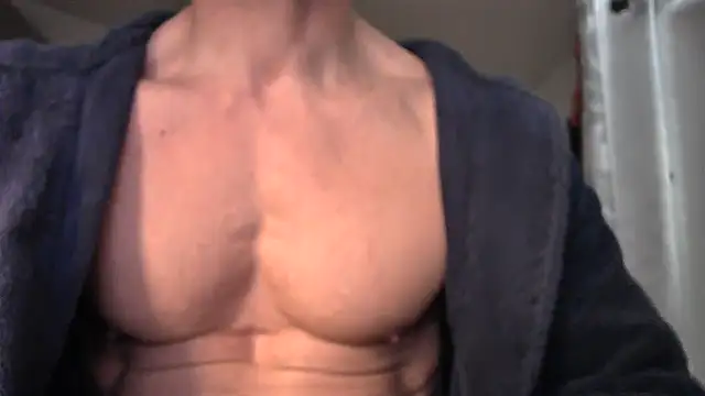 Snapshot of jeans466 chatting on 05/21/26, 12:45 jeans466 online show from 05/21/26, 12:45
