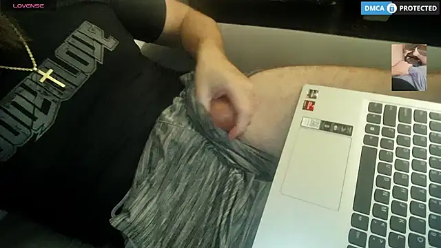 Snapshot of dikdowndaddy chatting on 02/15/25, 11:39 dikdowndaddy online show from 02/15/25, 11:39