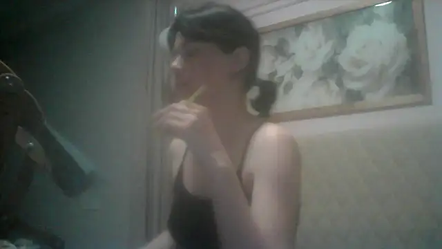 Snapshot of SunElizabeth chatting on 03/12/26, 04:35 SunElizabeth online show from 03/12/26, 04:35