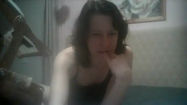 Snapshot of SunElizabeth chatting on 04/07/26, 04:29 SunElizabeth online show from 04/07/26, 04:29