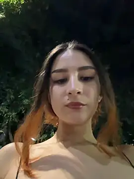 Mon Cherry online show from 10/01/25, 01:11