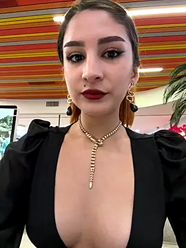 Mon Cherry online show from 10/18/25, 01:30