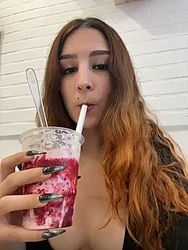 Mon Cherry online show from 01/10/26, 01:29