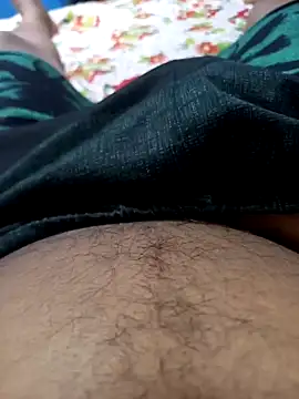 Snapshot of Seductiveblack chatting on 03/22/25, 07:53 Seductiveblack online show from 03/22/25, 07:53