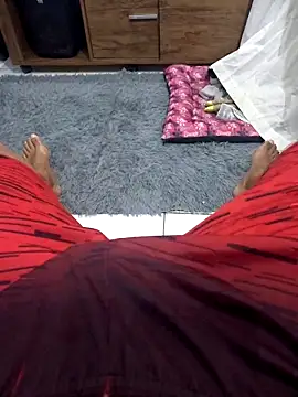 Snapshot of Seductiveblack chatting on 10/24/25, 07:10 Seductiveblack online show from 10/24/25, 07:10