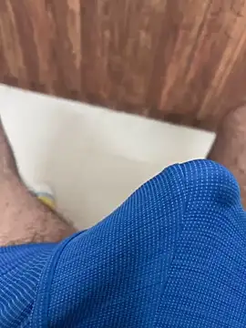 Snapshot of vikkykulh chatting on 12/02/24, 05:37 vikkykulh online show from 12/02/24, 05:37