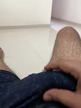 Snapshot of vikkykulh chatting on 12/09/24, 07:06 vikkykulh online show from 12/09/24, 07:06