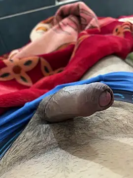 Snapshot of vikkykulh chatting on 10/23/25, 03:39 vikkykulh online show from 10/23/25, 03:39