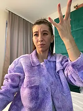 LunaWills  online show from 12/22/24, 09:44