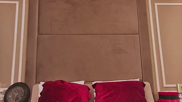 LunaWills  online show from 02/04/25, 04:59