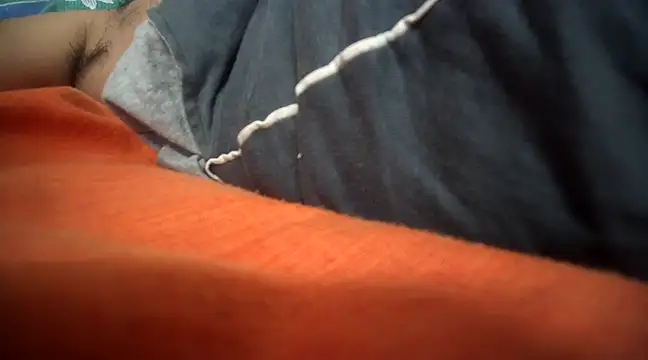 Snapshot of naughtymike0007 chatting on 01/21/25, 08:21 naughtymike0007 online show from 01/21/25, 08:21