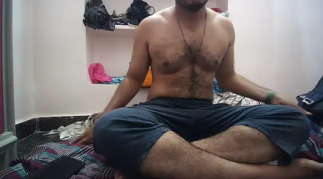 Snapshot of naughtymike0007 chatting on 03/18/25, 01:43 naughtymike0007 online show from 03/18/25, 01:43