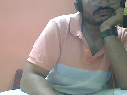 naughtymike0007 online show from 01/05/26, 05:27