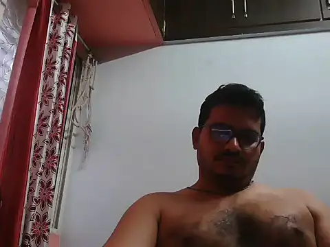 Snapshot of naughtymike0007 chatting on 05/23/26, 12:49 naughtymike0007 online show from 05/23/26, 12:49
