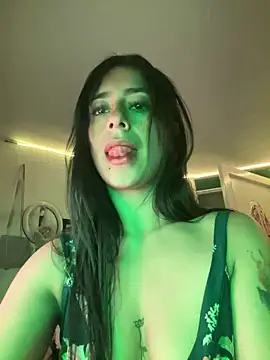 CieloTaylor online show from 12/21/24, 01:04