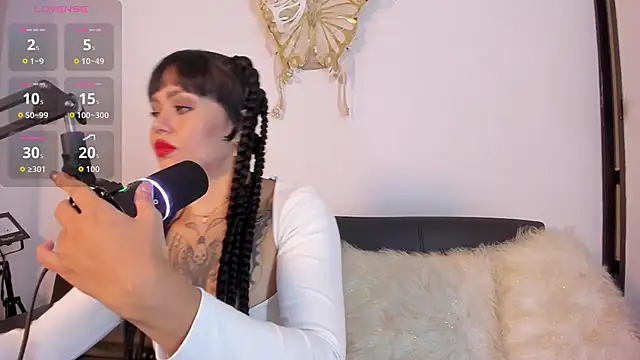 Miiel rosa online show from 12/15/25, 11:25