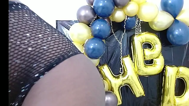 Snapshot of Alessiiaa_ chatting on 01/16/25, 09:48 Alessiiaa online show from 01/16/25, 09:48