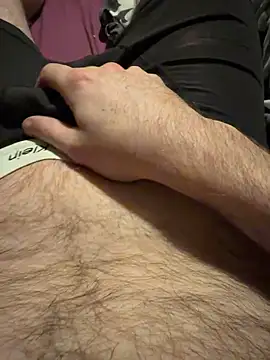 Snapshot of Straightlad95 chatting on 10/27/25, 12:36 Straightlad95 online show from 10/27/25, 12:36