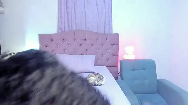 Latinabombsheell online show from 07/21/26, 05:48