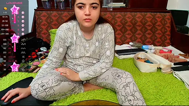 Snapshot of Anasunshine12 chatting on 11/06/25, 04:52 Anasunshine12 online show from 11/06/25, 04:52