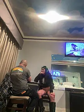 Snapshot of Gin4Cole chatting on 01/02/25, 12:13 Gin4Cole online show from 01/02/25, 12:13