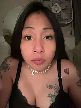 Snapshot of Gin4Cole chatting on 02/06/25, 06:08 Gin4Cole online show from 02/06/25, 06:08