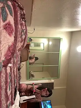 Snapshot of Gin4Cole chatting on 02/06/25, 03:09 Gin4Cole online show from 02/06/25, 03:09