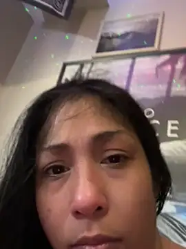 Snapshot of Gin4Cole chatting on 02/25/25, 11:22 Gin4Cole online show from 02/25/25, 11:22