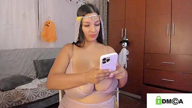 loreth J online show from 10/08/25, 10:07