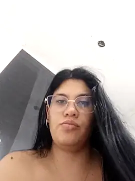 PAOLA ANGEL TERRENAL online show from 01/17/26, 12:37