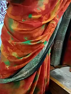 Snapshot of Januhot18 chatting on 02/28/25, 01:03 Januhot18 online show from 02/28/25, 01:03