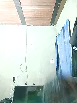 Giselabrunette25 online show from 10/23/25, 05:40