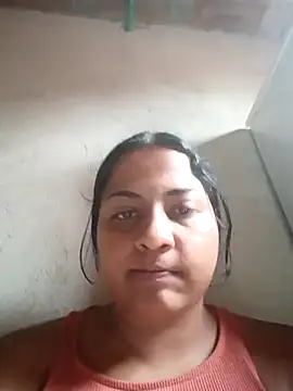 Giselabrunette25 online show from 02/01/26, 01:42