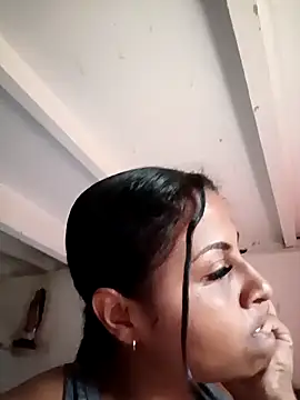 Giselabrunette25 online show from 02/26/26, 09:47