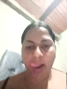 Giselabrunette25 online show from 03/01/26, 09:33