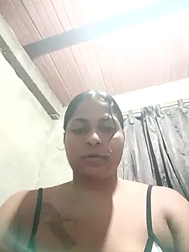 Snapshot of Giselabrunette25 chatting on 03/11/26, 02:50 Giselabrunette25 online show from 03/11/26, 02:50