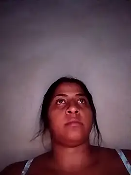 Snapshot of Giselabrunette25 chatting on 03/17/26, 02:38 Giselabrunette25 online show from 03/17/26, 02:38