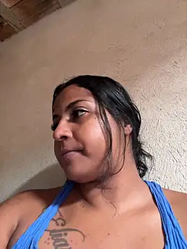 Snapshot of Giselabrunette25 chatting on 03/27/26, 01:55 Giselabrunette25 online show from 03/27/26, 01:55