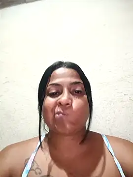 Snapshot of Giselabrunette25 chatting on 03/30/26, 01:28 Giselabrunette25 online show from 03/30/26, 01:28