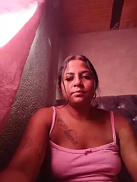 Snapshot of Giselabrunette25 chatting on 06/11/26, 12:36 Giselabrunette25 online show from 06/11/26, 12:36