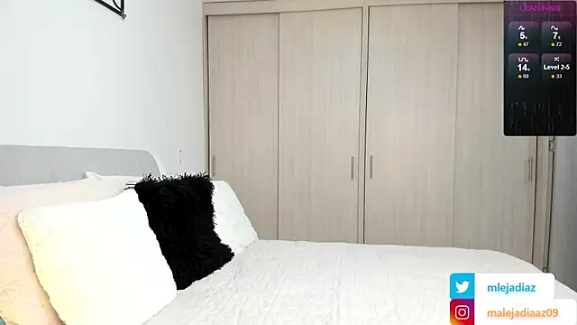 MalejaDiaz  online show from 01/28/25, 07:00