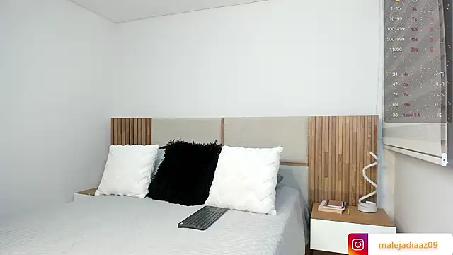 MalejaDiaz  online show from 02/02/26, 08:29