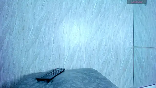 Hilary-banks online show from 12/19/24, 09:07